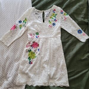 Tracy Reese x Anthropologie - Floral Embroidered Lace Dress